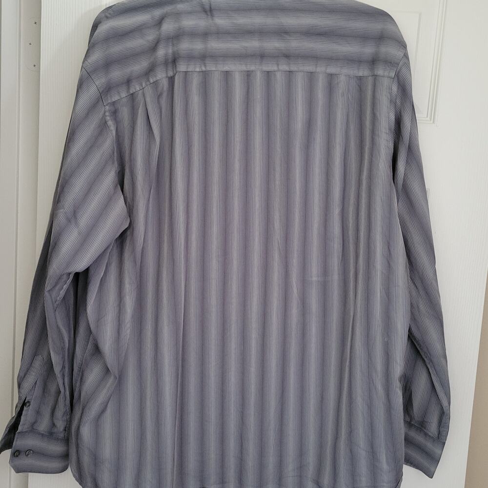 Perry Ellis Men Shirt Size XXL‎ Variegated Blues White Long Sleeve Front Button - Picture 9 of 10